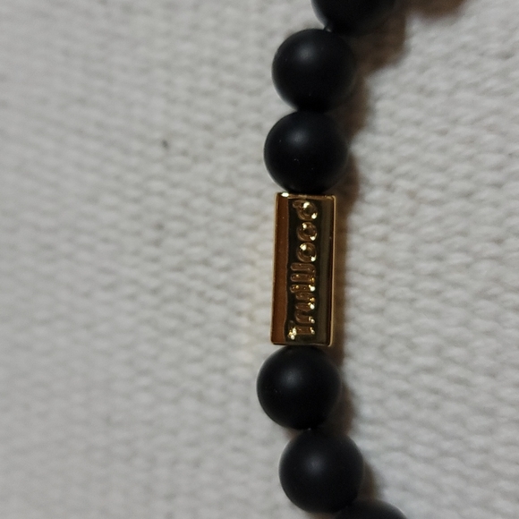 TruWood Onyx and Rosewood Beaded Men's Bracelet w/ gold tree charm - Picture 3 of 3